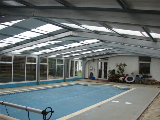 Steel framed cover for swimming pool
